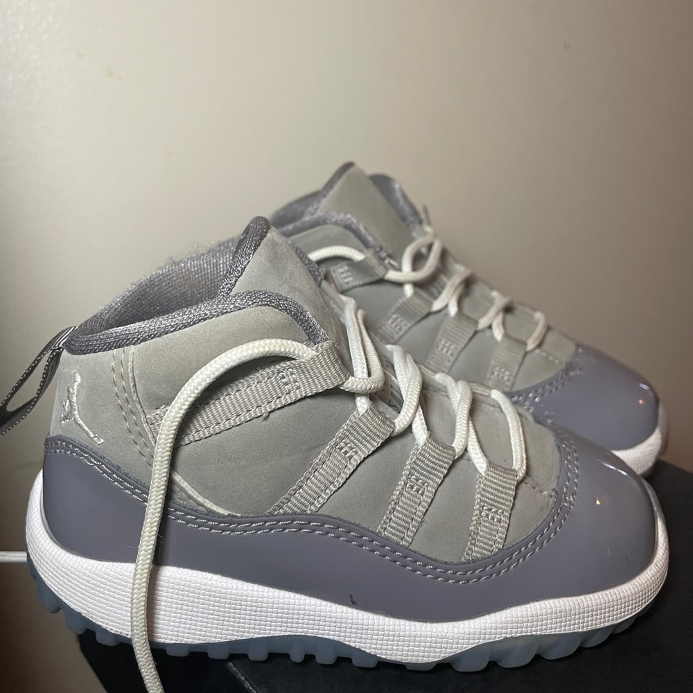 Toddler Jordan 11 - Cool Grey